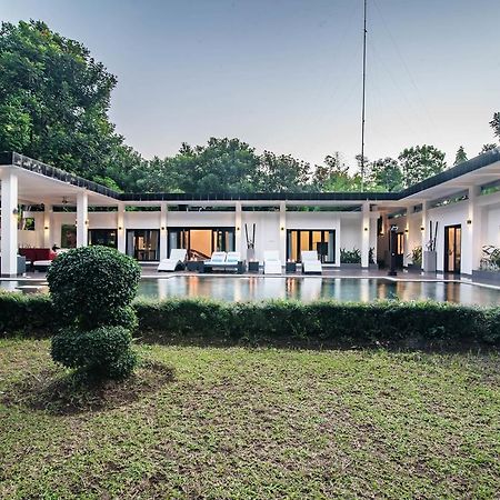 Stunning Villa Lily Lovina Dış mekan fotoğraf
